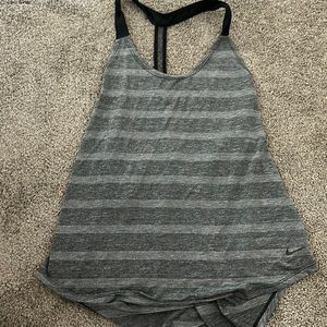 Nike workout tank